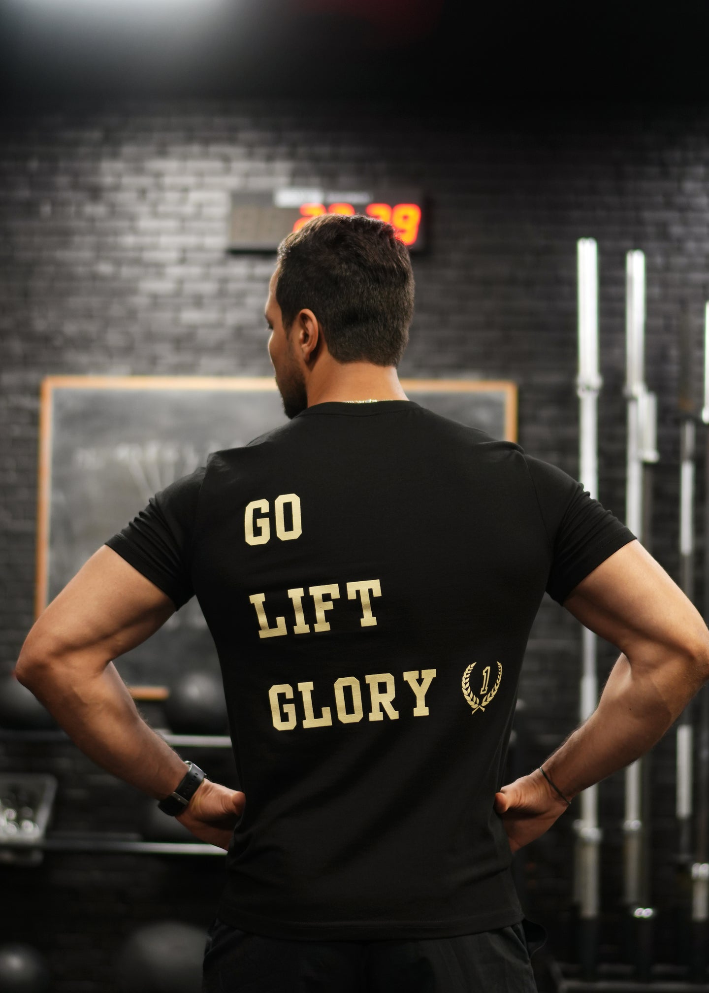 GLORY DRIVE TEE Black